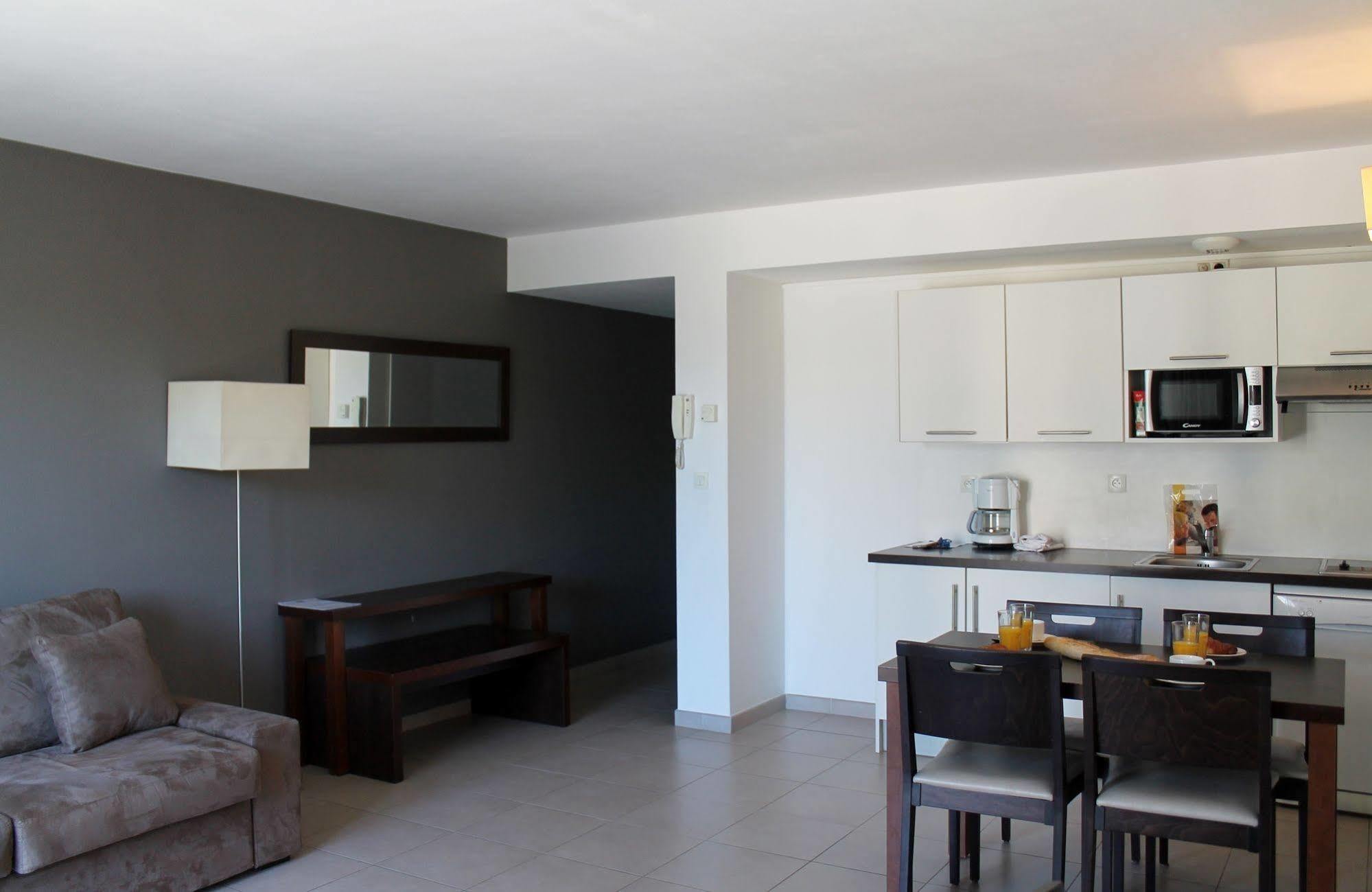 Residence Services Calypso Calanques Plage Marseille Exterior photo